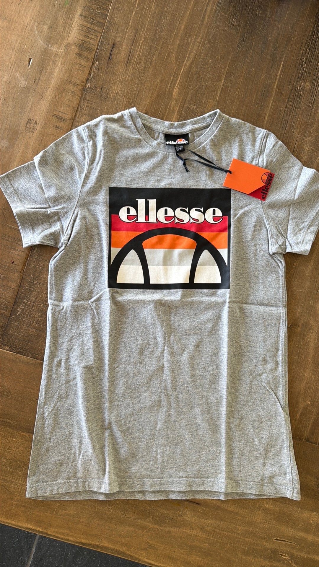 Grijs shirt Ellesse maat 13. Perfecte staat, Kinderen en Baby's, Kinderkleding | Maat 158, Ophalen of Verzenden, Zo goed als nieuw