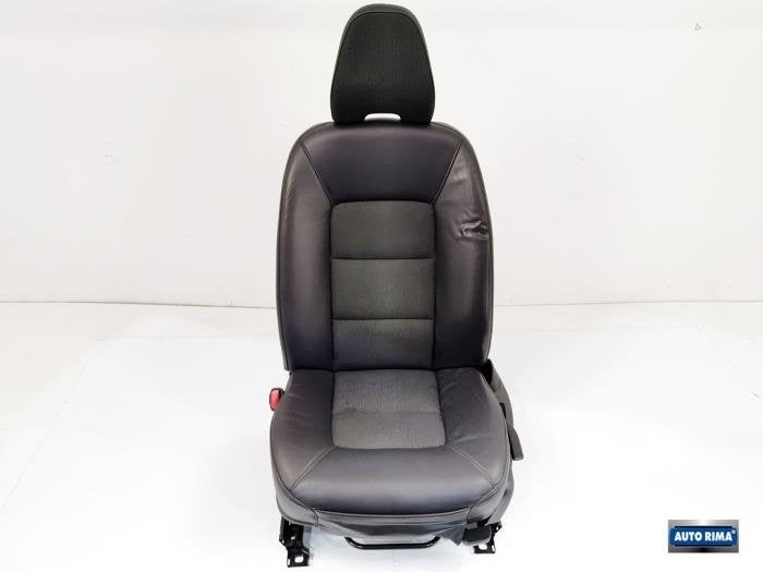Siège gauche d'un Volvo XC70, -, 3 mois de garantie, -, -