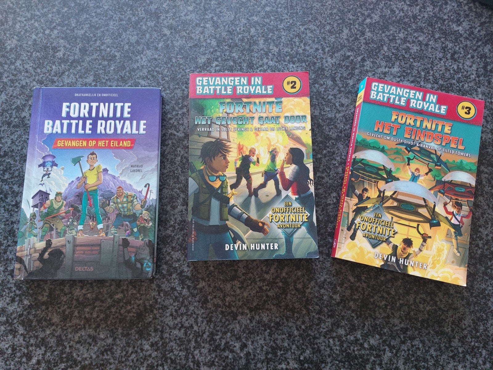 Pakket boeken Fortnite Battle Royale, Ophalen of Verzenden, Zo goed als nieuw, Fictie