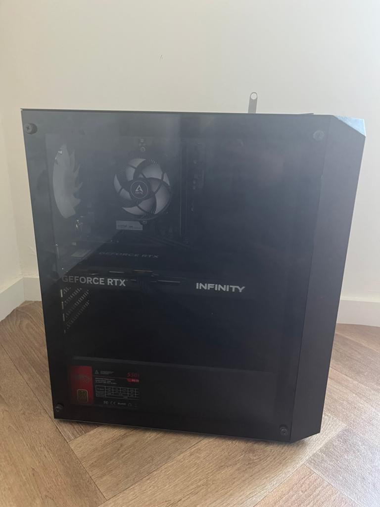Gaming pc 1TB  Ryzen 5 8400F geforce rtx 5060, Games en Spelcomputers, Games | Pc, Ophalen, Zo goed als nieuw