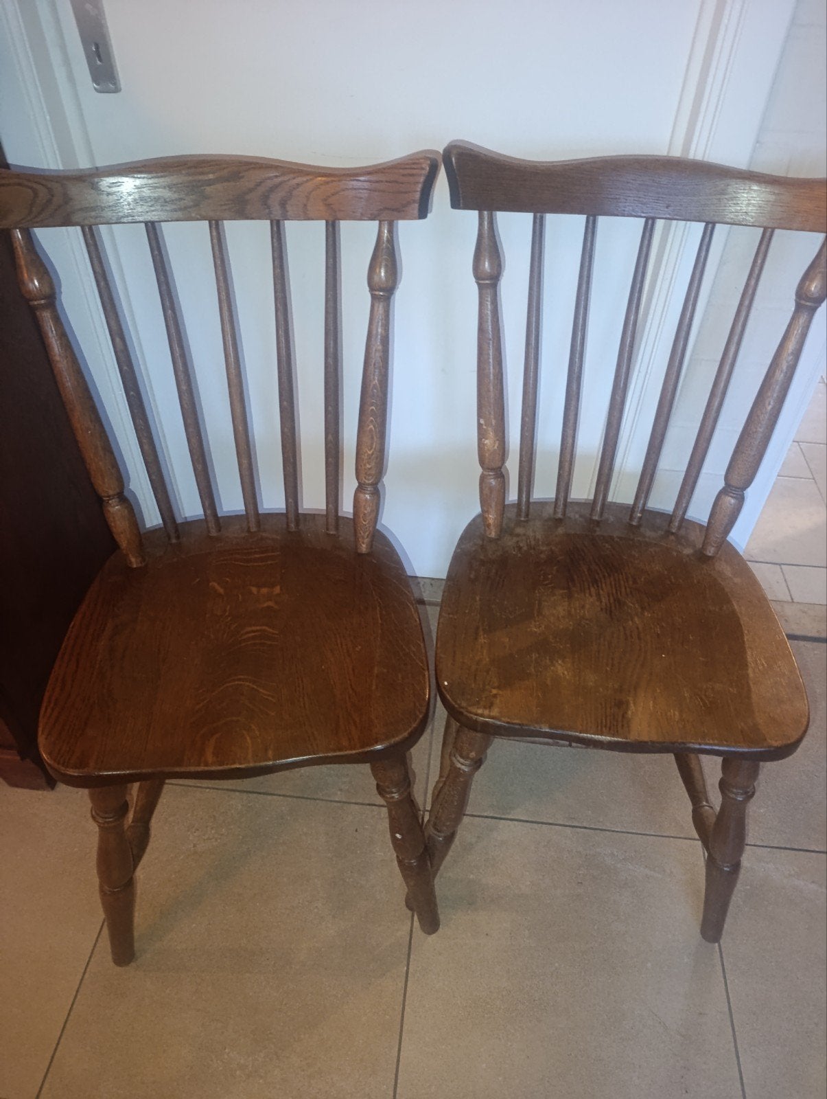 Chaises vintage des années 70, Enlèvement