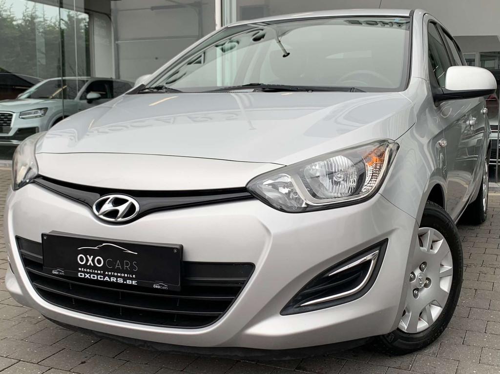 Hyundai i20 1.2i Essence / Airco / Radar de Recul / GARANTIE, Auto's, Voorwielaandrijving, Euro 5, Gebruikt, 4 cilinders