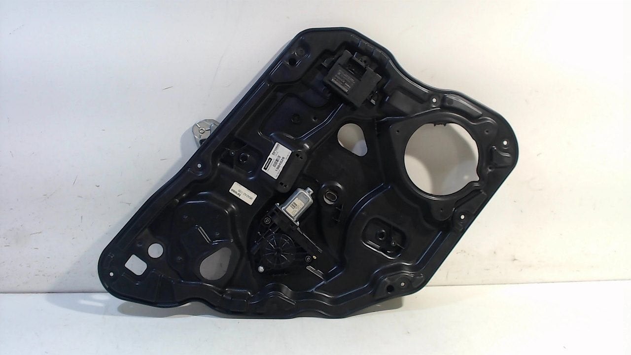 Raammechaniek elektrisch links achter Volvo XC60, Onderdelen@venauto.nl, Van der Ven Autorecycling B.V., Ettenseweg 76, 4706 PB Roosendaal, The Netherlands
