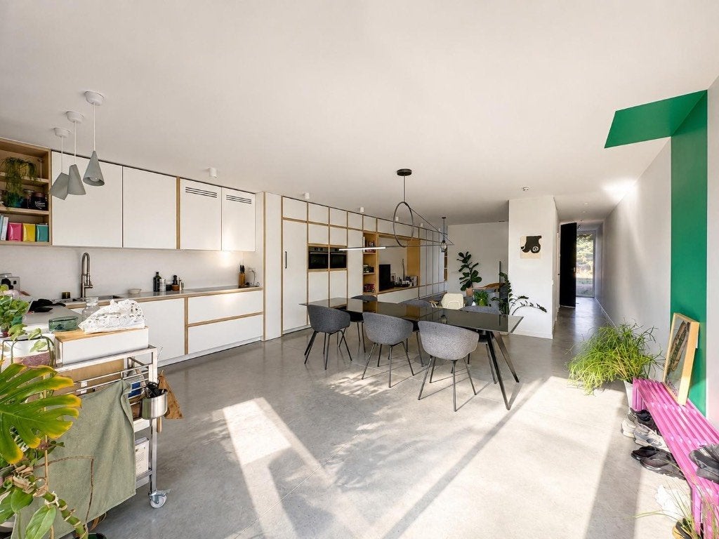 Volledig instapklaar en strak afgewerkt 4 slpk. A-label, Immo, 178 m², Tussenwoning, Kortemark, 4 kamers