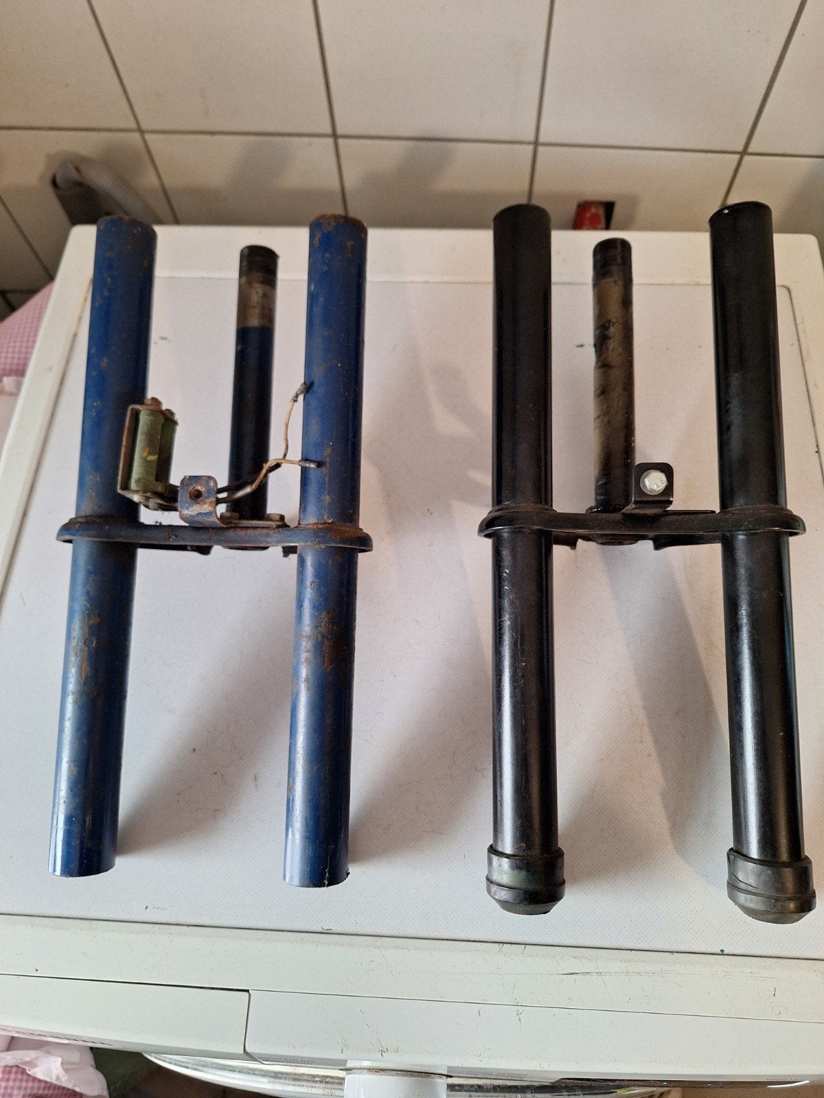 fourche honda camino 50 eur les 2, Vélos & Vélomoteurs, Enlèvement ou Envoi