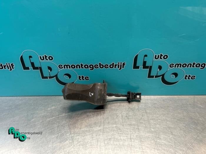 Butée 4portes avant gauche d'un Volkswagen Polo (Polo 09-), Autos : Pièces & Accessoires, Volkswagen, -, 3 mois de garantie, Utilisé