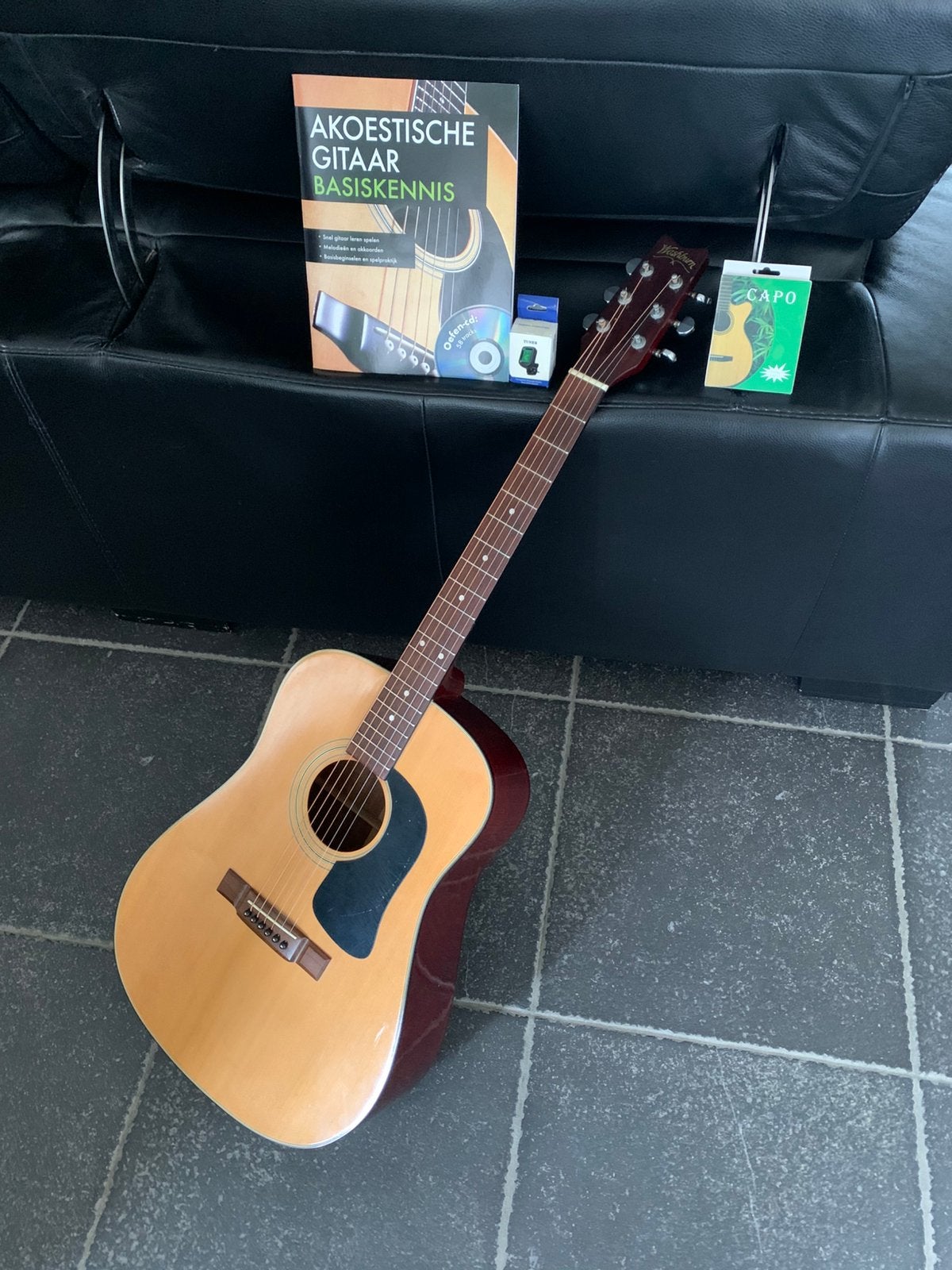 ASBURN Gitaar met toebehoren, Ophalen, Zo goed als nieuw