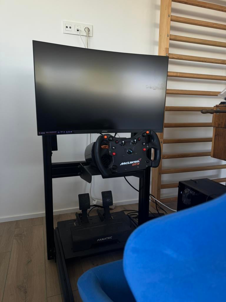 Sim race setup, Games en Spelcomputers, Ophalen, Zo goed als nieuw