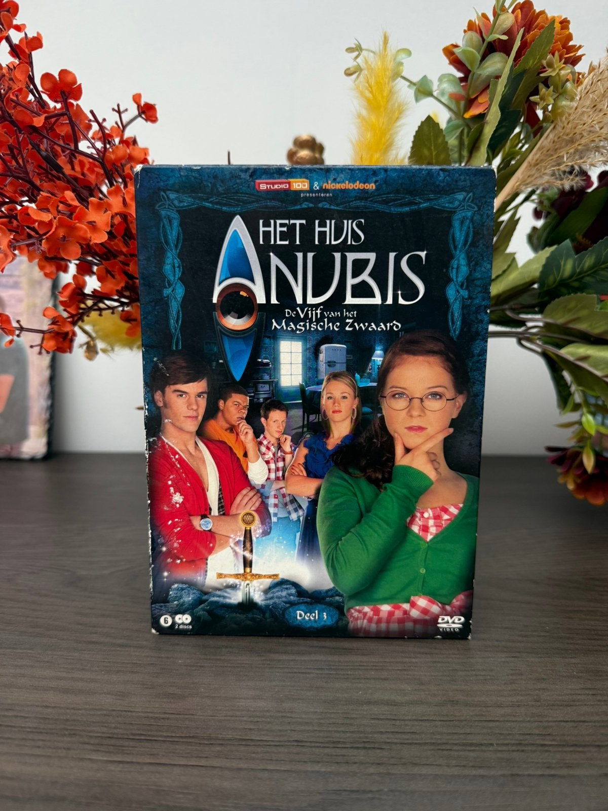 Het huis Anubis : De vijf van het magische zwaard deel 3, Enlèvement ou Envoi, Comme neuf