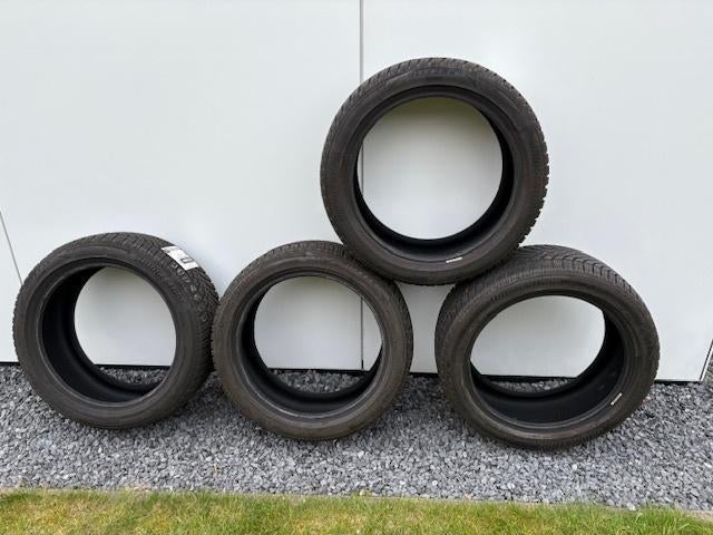 Winterbanden Bridgestone Blizzak, Auto-onderdelen, Banden en Velgen, Ophalen, Gebruikt, 17 inch, Winterbanden