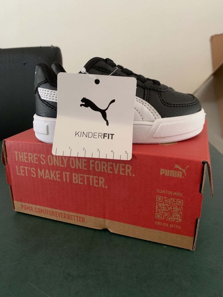 Nieuw Puma schoentjes maat 22, Schoentjes, Jongetje of Meisje, Puma, Nieuw