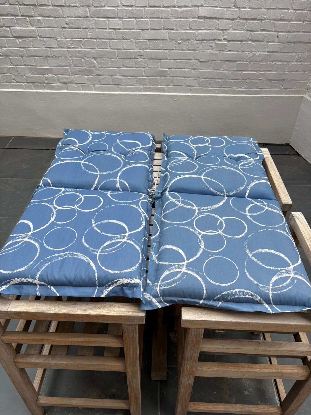 Lot de 2 coussins exterieurs, Enlèvement, Utilisé