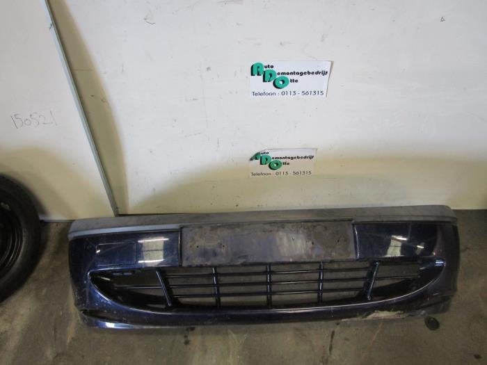 Voorbumper van een Ford Fiesta (Fiesta 95-), Gebruikt, -, -, Ophalen of Verzenden