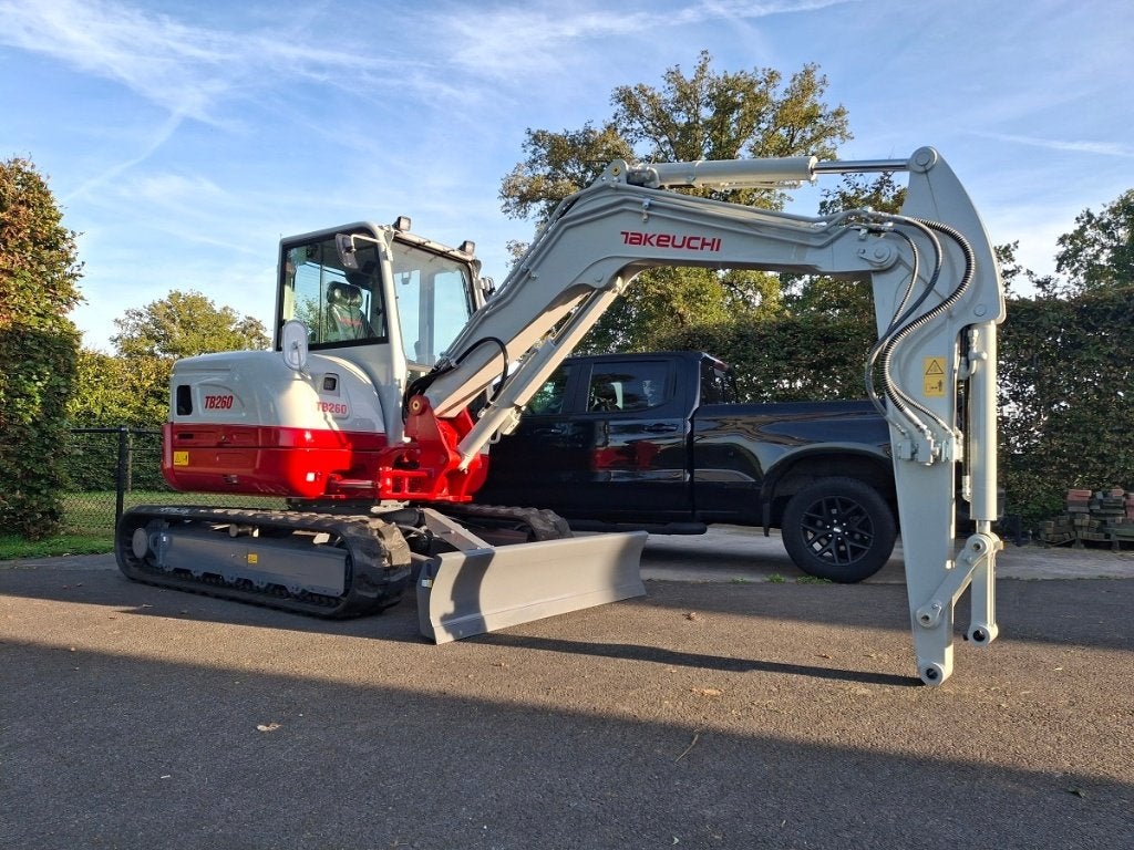 Takeuchi TB260, minigraver, minikraan, BJ2026, Nieuw!, Enlèvement, Neuf