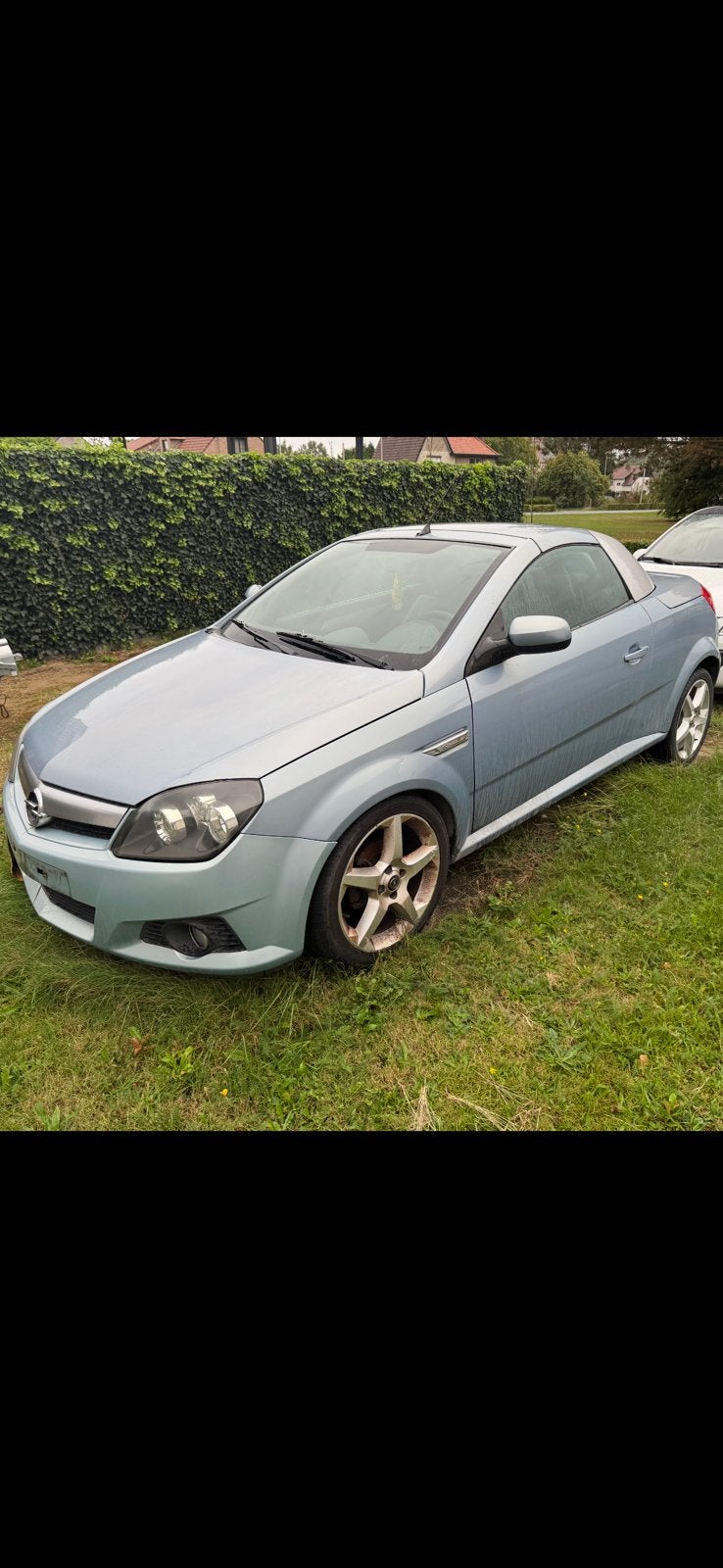 Opel tigra voor opmaak of onderdelen, Autos, Cuir, 75 kW, Achat, Boîte manuelle