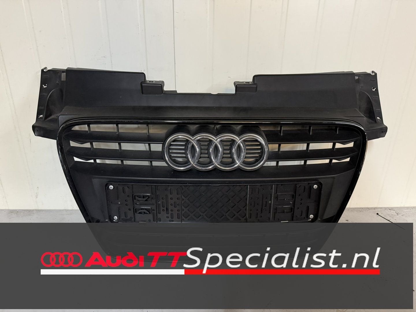 Originele grille Audi TT MK2, -, Origine de la pièce connue, Audi, Utilisé