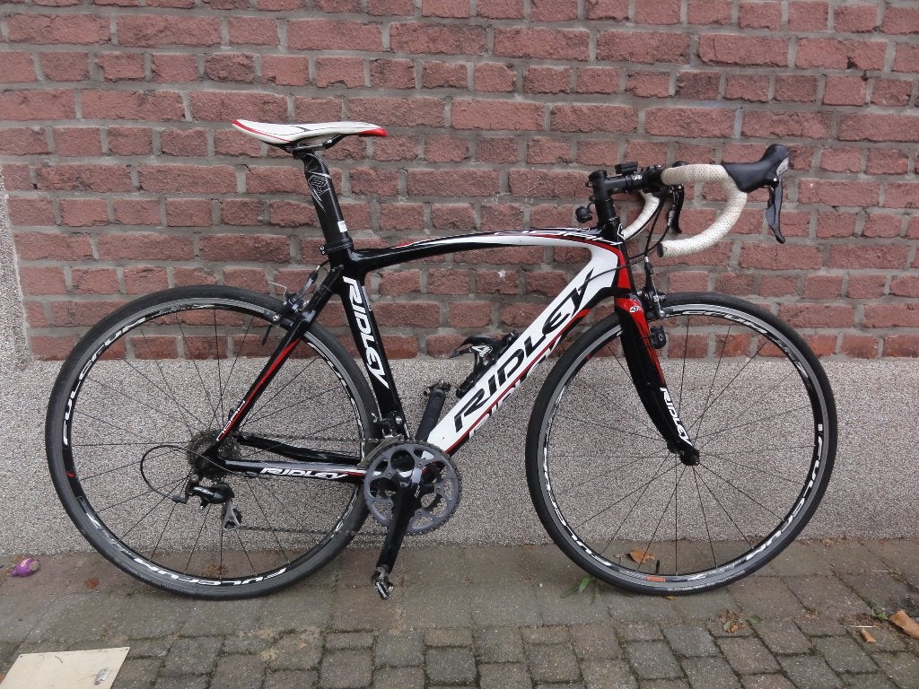 RIDLEY NOAH uitstekende staat FULL CARBON 425 euro, Ophalen, 28 inch, Carbon, Velgrem