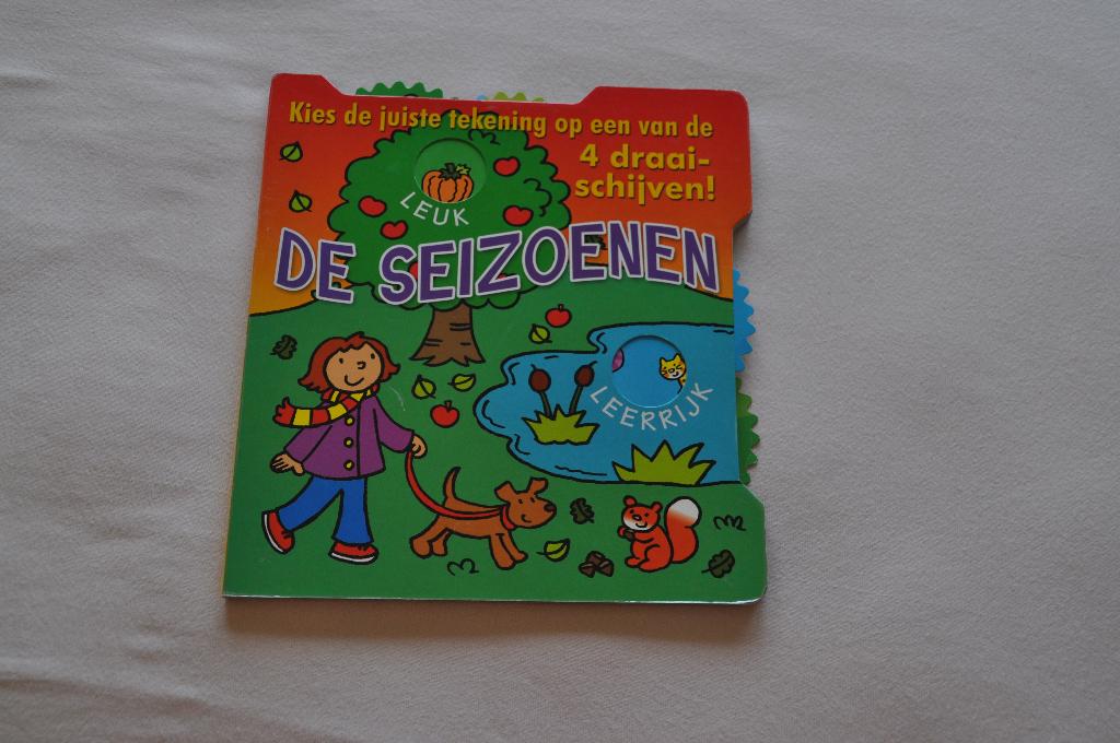 Kinderboek over de seizoenen met draaischijven, Boeken, Ophalen, Gelezen, Uitklap-, Voel- of Ontdekboek, 2 tot 3 jaar
