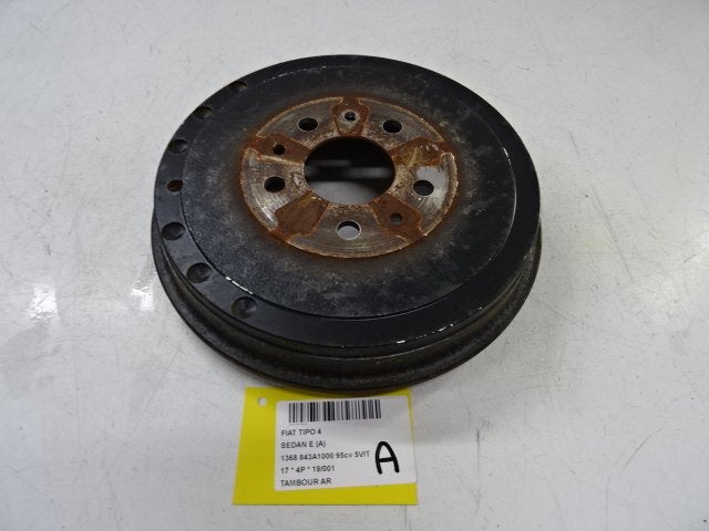TAMBOUR DE FREIN ARRIÈRE Fiat Tipo (356S) (01-2015/10-2020), Utilisé, Fiat