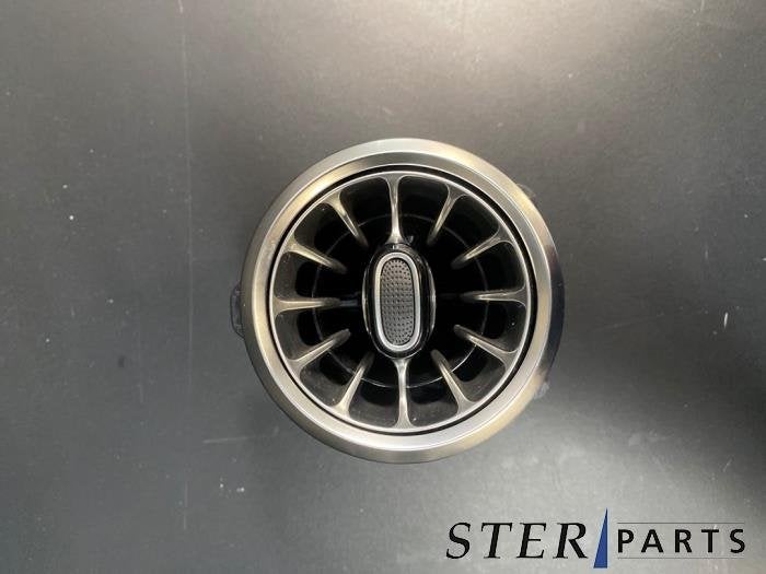 Luchtrooster Dashboard van een Mercedes GLB-Klasse, Gebruikt, -, Ophalen of Verzenden, -