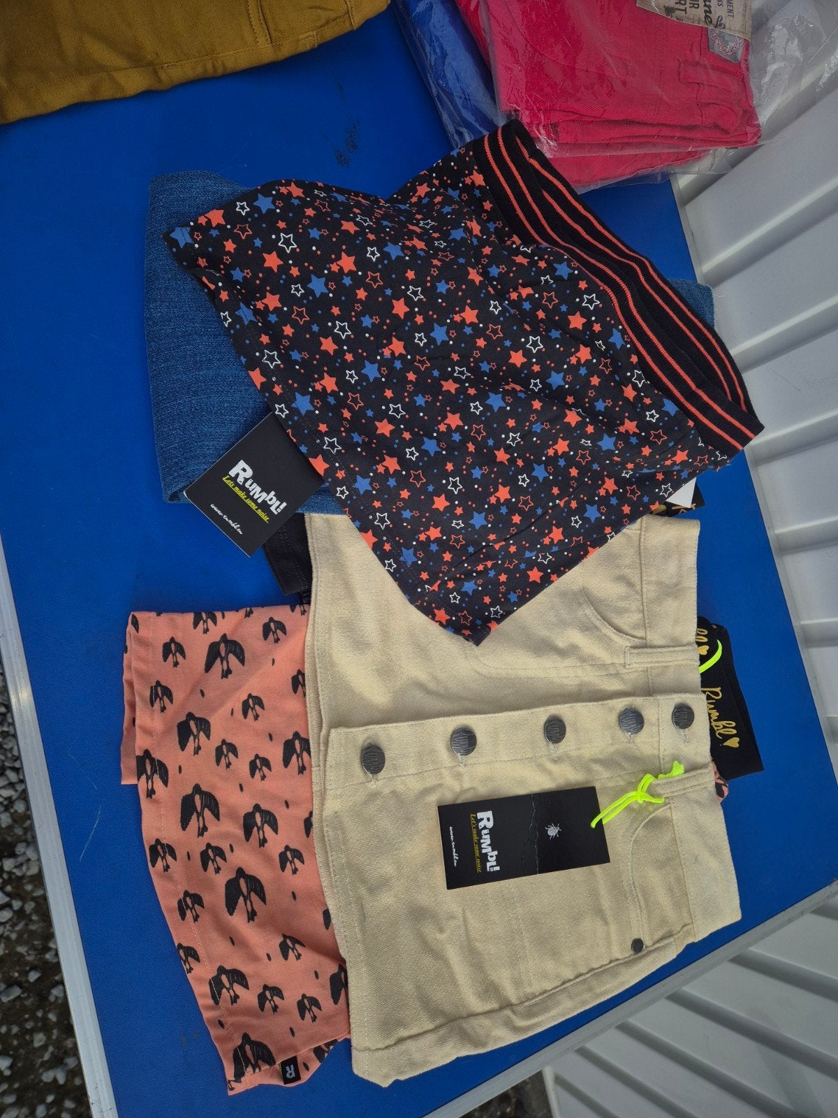 Grote lot kinderkleding en babykleding – Nieuw en in perfect, Enlèvement