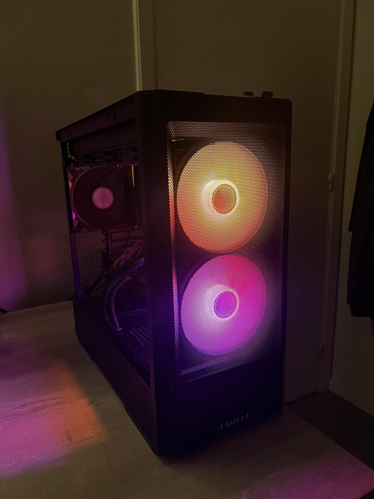 Gaming pc - ryzen 7 9800x3d , rtx 5070ti , 32gb ddr5 , +++, Ophalen, Zo goed als nieuw, Gaming, SSD