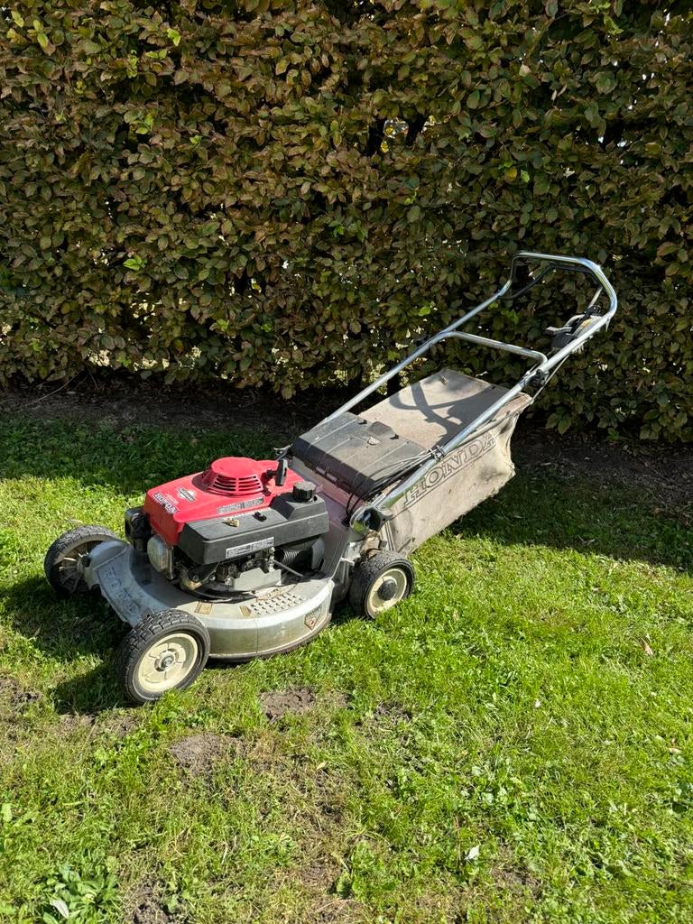 Honda hr216 grasmaaier, Tuin en Terras, Ophalen, Zo goed als nieuw