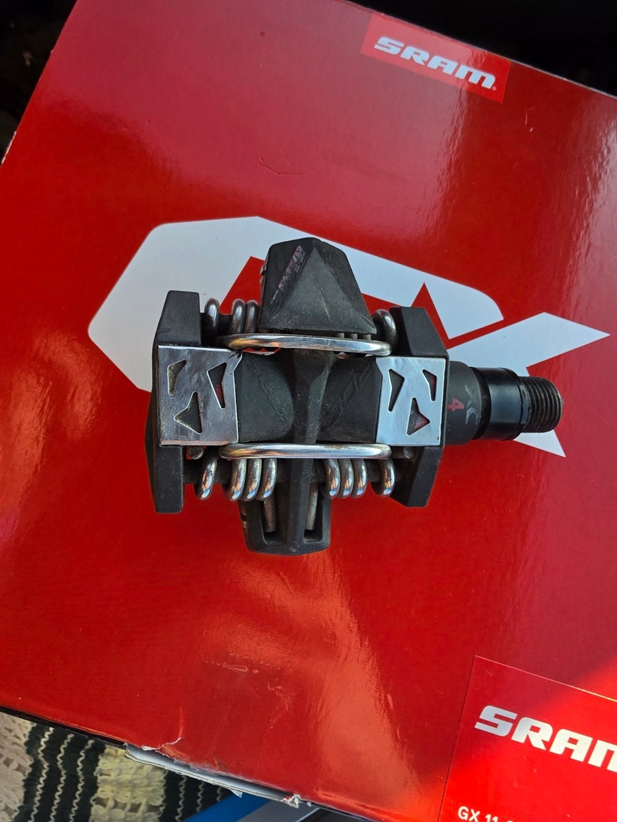 Pédales Sram Pro, Enlèvement