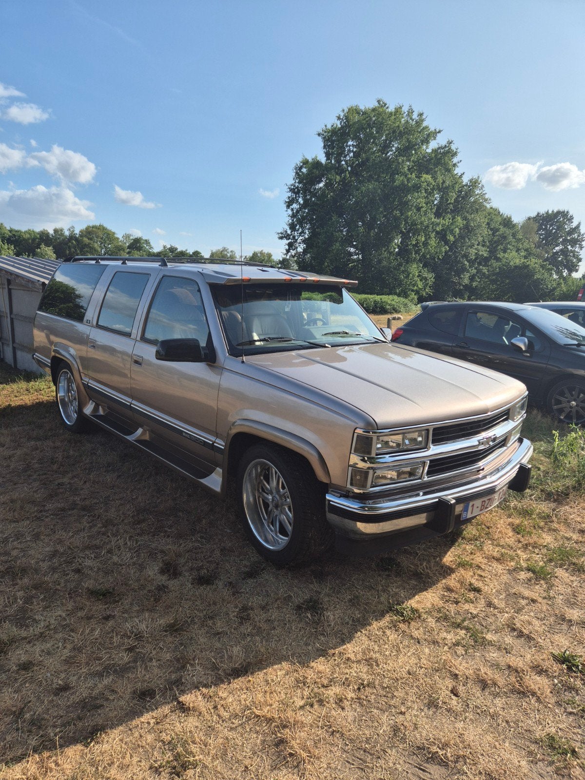 1994 chevrolet suburban, Auto's, Automaat, Beige, 6 deurs, SUV of Terreinwagen