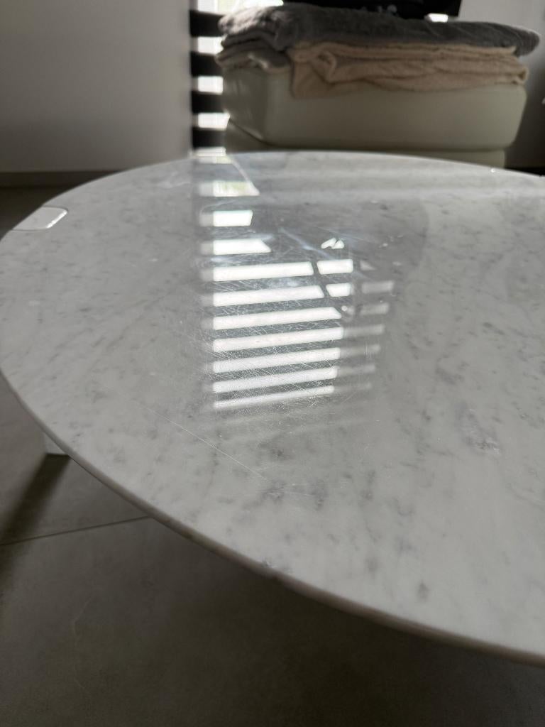 Table basse marbre Roche Bobois, Maison & Meubles, 100 à 150 cm, 75 cm ou plus, Rond, Comme neuf