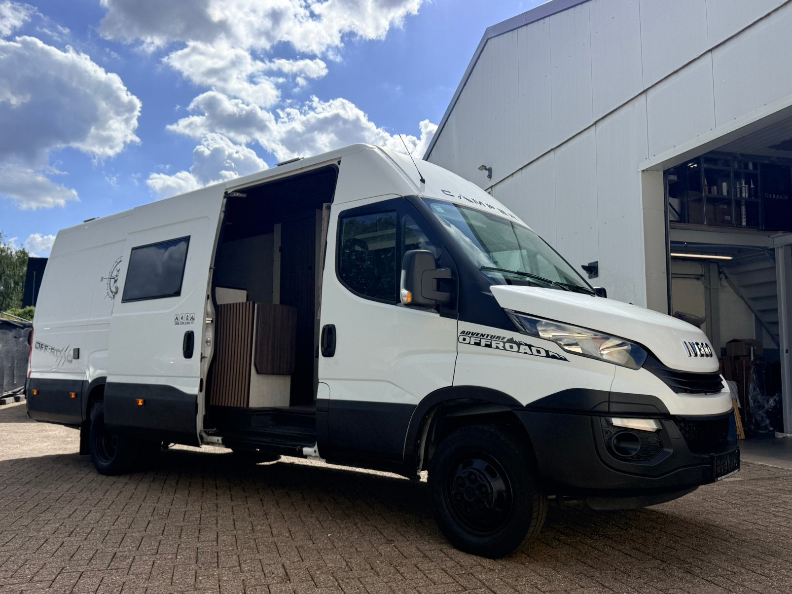 Iveco 2.3 campervan met garantie, Caravans en Kamperen, Bedrijf, Luifel, Douche