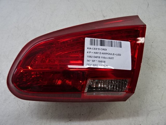 PANNEAU ARRIÈRE DROIT AVEC LAMPE Kia Cee'd (JDB5), Kia, Info@kia.de, Utilisé, Theodor-Heuss-Allee 11
60486  Frankfurt am Main, DE
