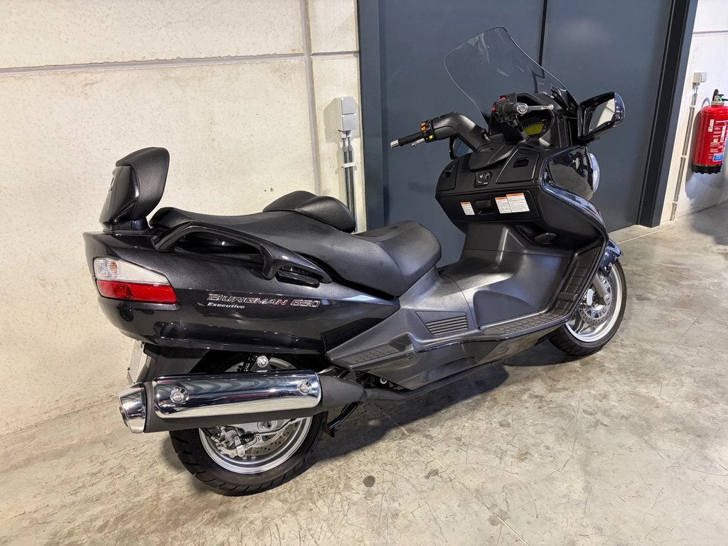 Suzuki Burgman 650 Executive in uitzonderlijke staat, Motoren, Scooter, Bedrijf, Meer dan 35 kW, 650 cc