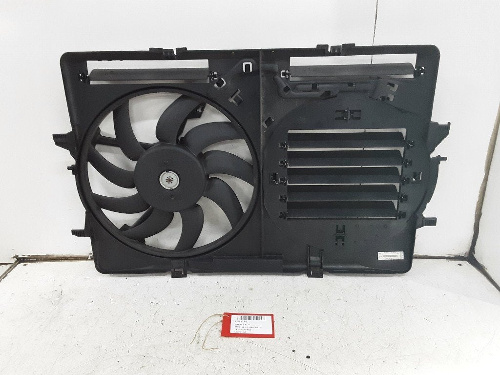 VENTILATEUR RADIATEUR MOTEUR A5 Cabrio (8F7) (8K0121003Q), Mevr. I. Hauben, Audi, Utilisé, Rue de l'Espoir 34 34
4030  GRIVEGNÉE, BE