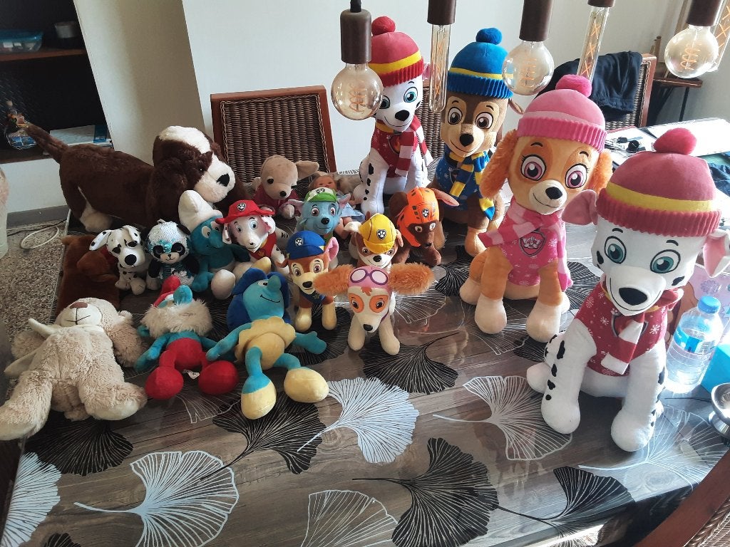 Lot de 20 peluches et une poupée en excellent état !!!, Enlèvement, Comme neuf