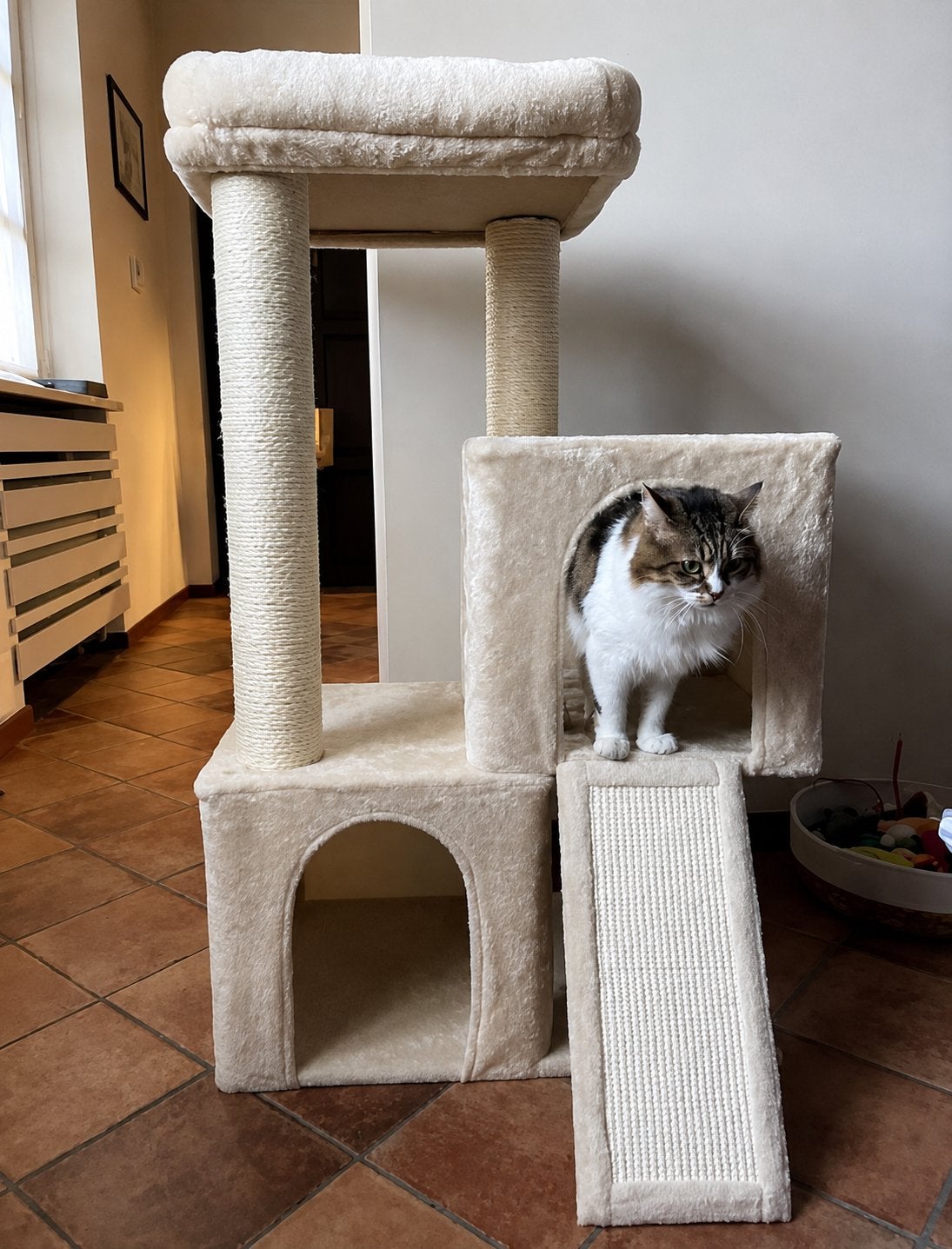 Stevige Kattenkrabpaal 114cm Extra Dikke Sisalpalen 2 Huisje, Ophalen of Verzenden, Zo goed als nieuw, Krabpaal