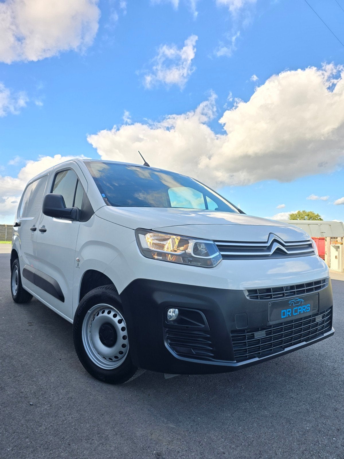 Citroën Berlingo Light Cargo 3 places avec barre de remorqua, Autos, Achat, Euro 6, Entreprise, 3 places