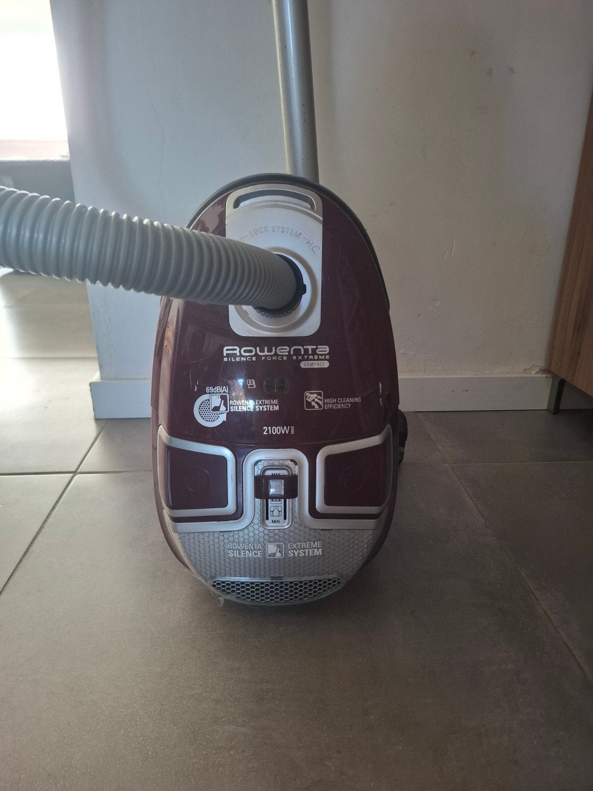 Rowenta silence force extreme stofzuiger, Gebruikt, 2000 watt of meer, Ophalen, Stofzak
