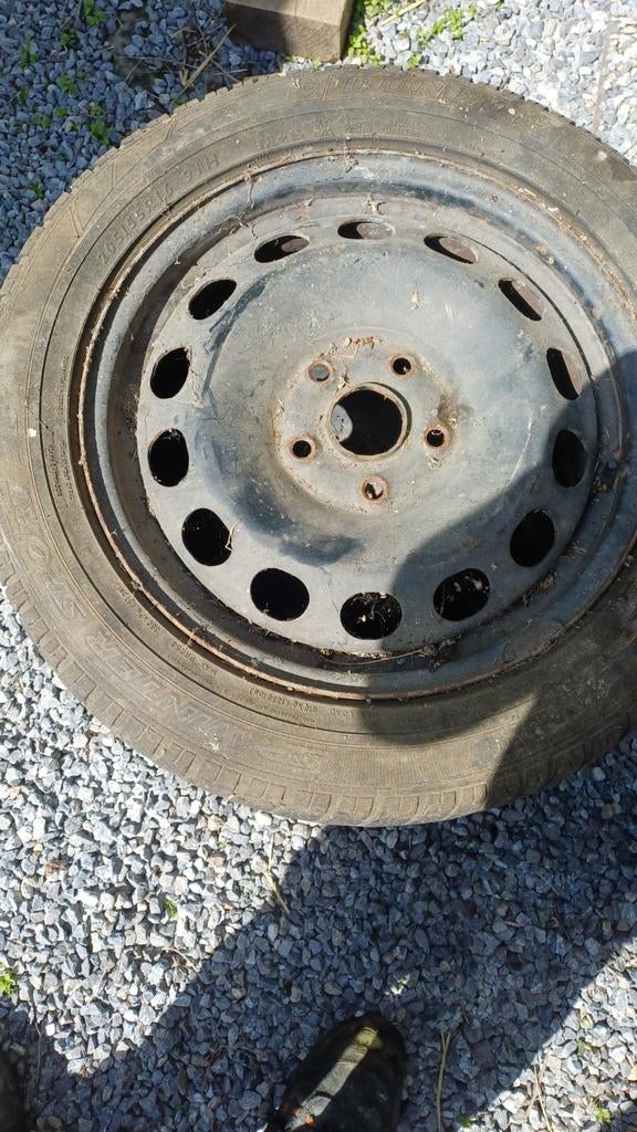5x112, Pneu(s)