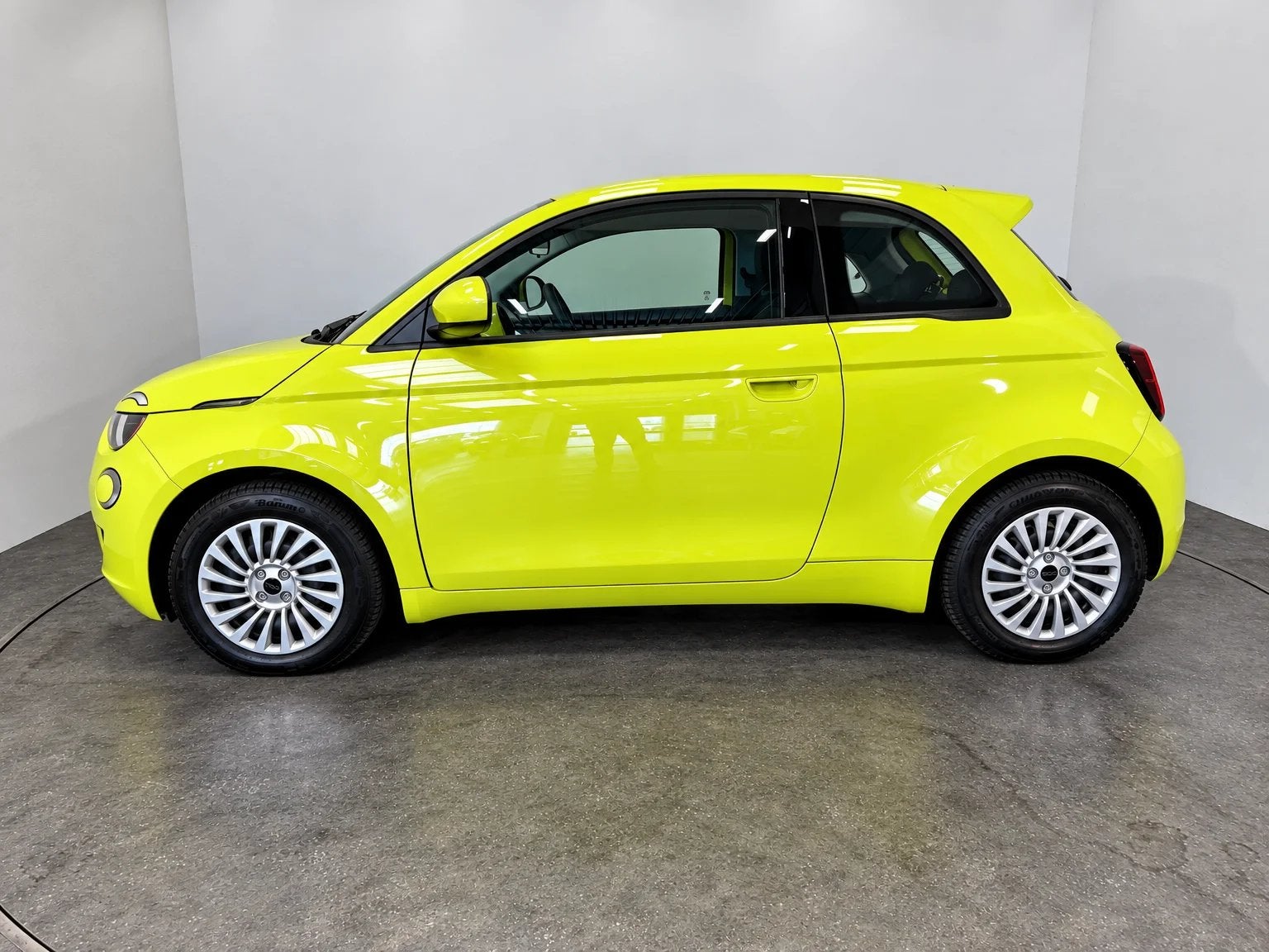 Fiat 500e 24 kWh Action - BEV, Autos, Achat, Noir, Berline, Automatique