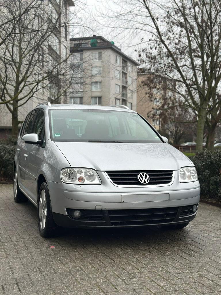 VOLKSWAGEN TOURAN 1.6 FSI – 2004 – 161.000 KM – EURO 4, Achat, Entreprise, Automatique, Euro 4