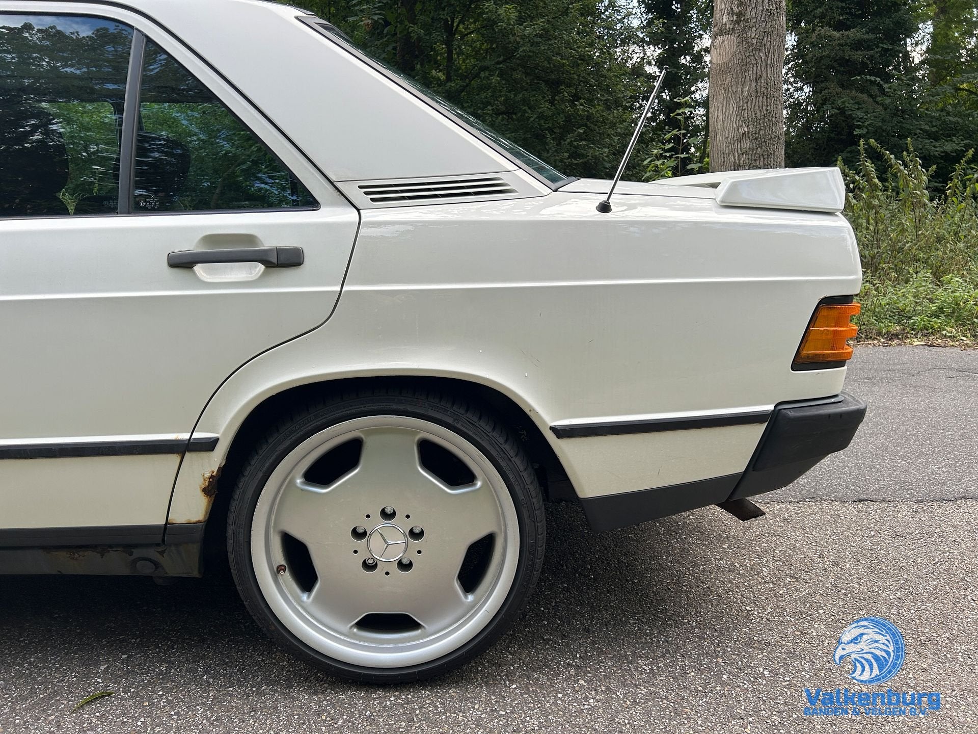 Mercedes-Benz 190 W201 190D Baby Benz Diesel Oldtimer APK 1, foto 10