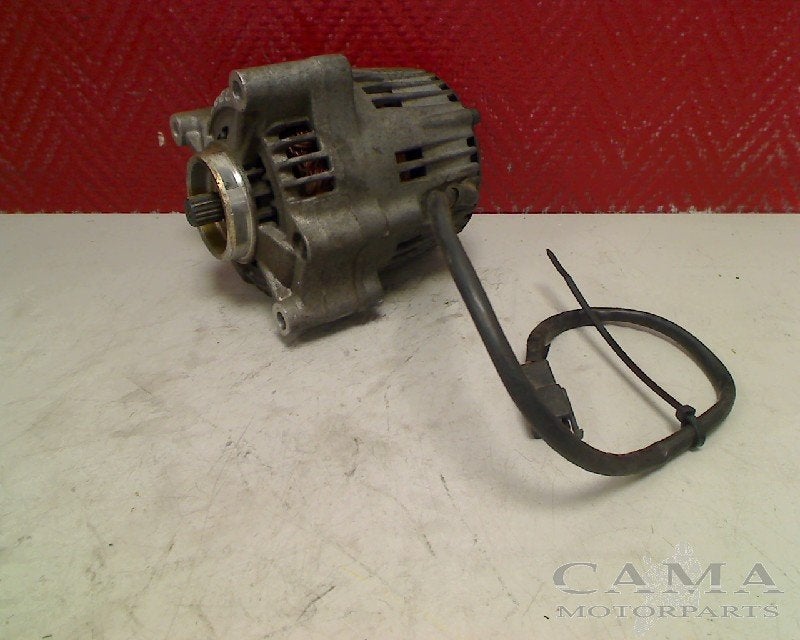 DYNAMO GSX R 750 1992-1995 (GSXR 750 GR7B) (3140017E00), Motoren, Dhr. S. di Majo, Gebruikt, Info@cama-motorparts.nl, P.J. Troelstraweg 8 8
3144 CX  MAASSLUIS, NL