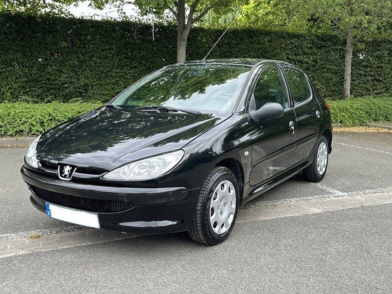 Peugeot 206 1.4 benzine gekeurd voor vekoop, Auto's, Peugeot, 149 g/km, Zwart, Bedrijf, Elektrische ramen