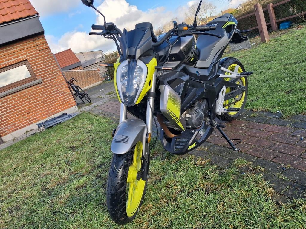 UK xtreel 125cc rs, 6 versnellingen, 125 cc, Zo goed als nieuw, Ophalen