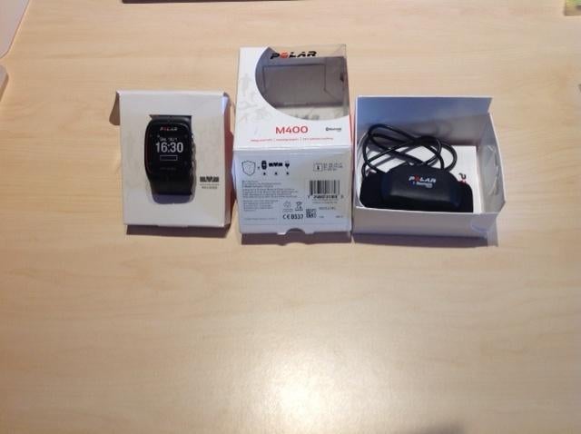 Hartslagmeter Polar M400 incl borst hartslagsensor, Sport en Fitness, Ophalen, Polar, Met borstriem