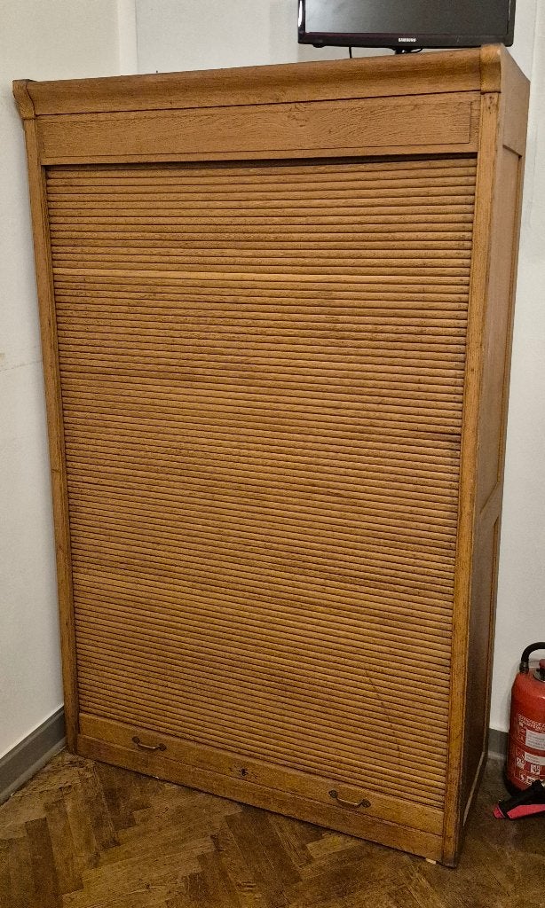 Armoire à volet., Enlèvement