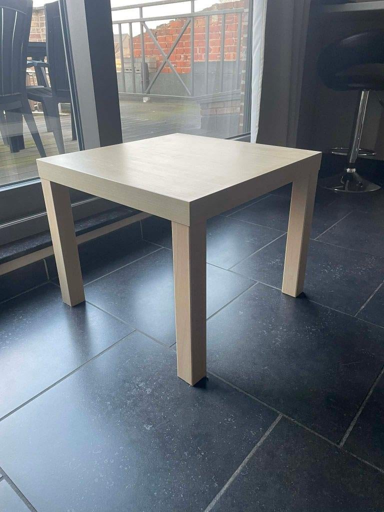 Ikea bijzet tafel, Enlèvement, Autres matériaux, Moins de 45 cm, Carré