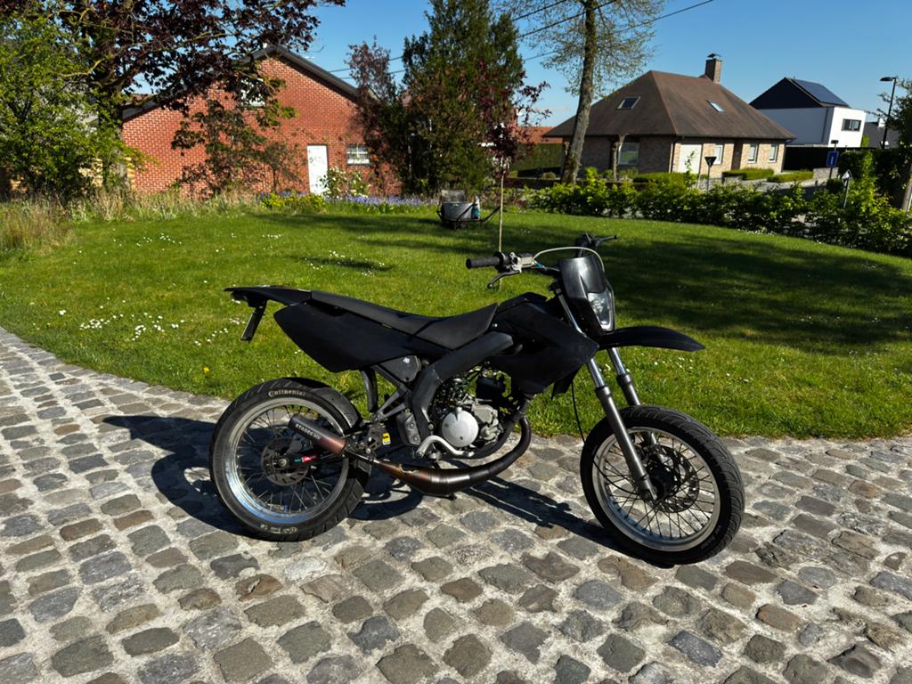 Derbi Senda SM50 2010, Enlèvement, Utilisé, 50 cm³, Classe B (45 km/h)