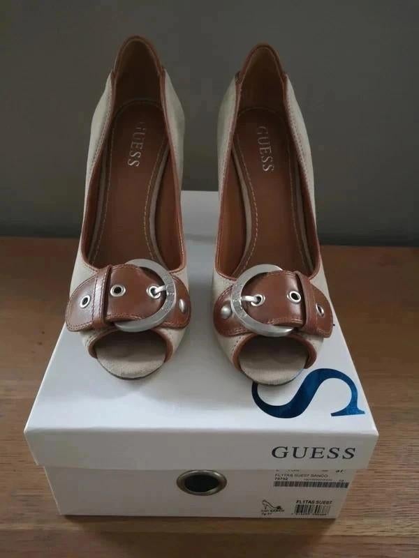 Guess hakken, Guess, Enlèvement ou Envoi, Beige, Chaussures à haut talons